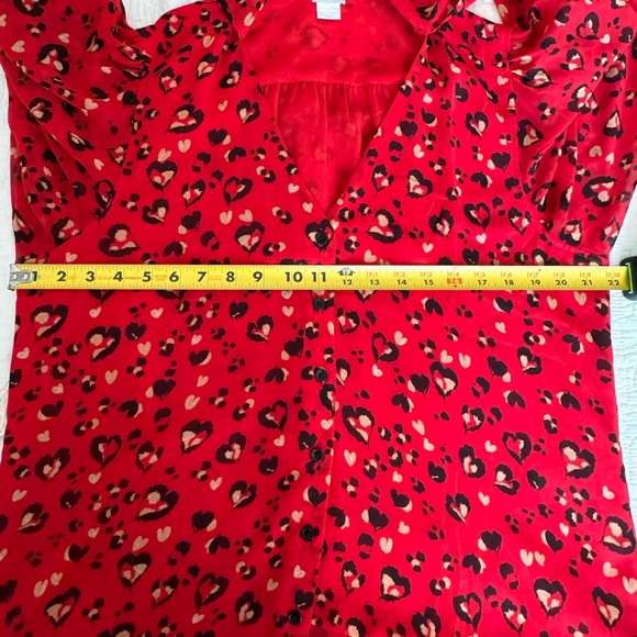 Chico’s Tie Neck heart pattern blouse. US size 12/14 in great condition. - Picture 7 of 12